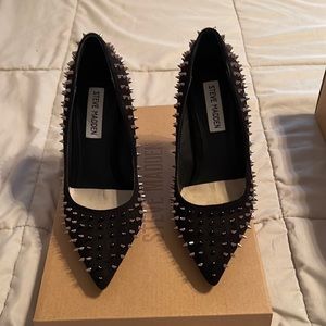 Steve Madden size 5 womans heels with spikes